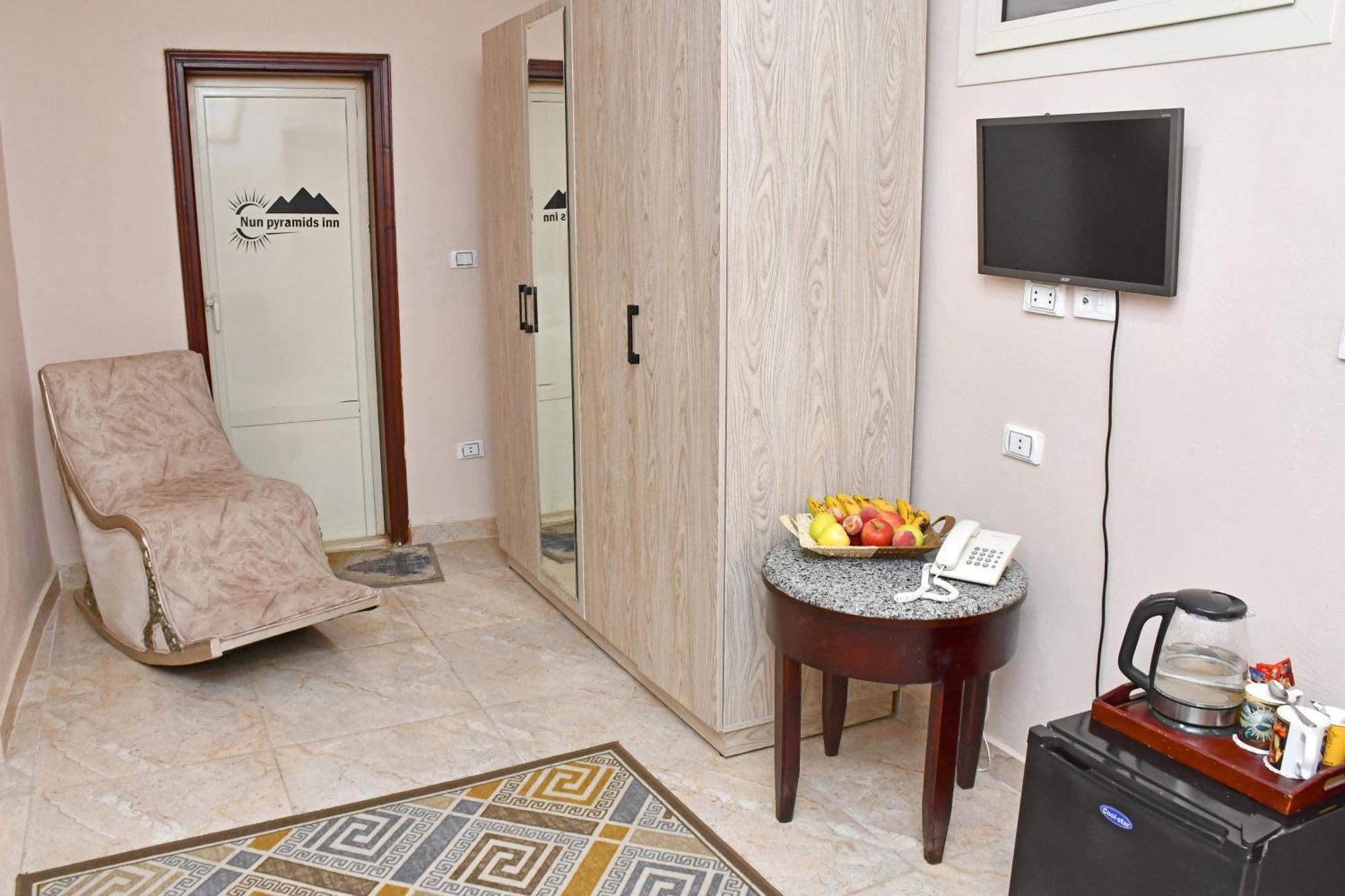 Nun Pyramids Hotel Kafret el-Gabal Zimmer foto