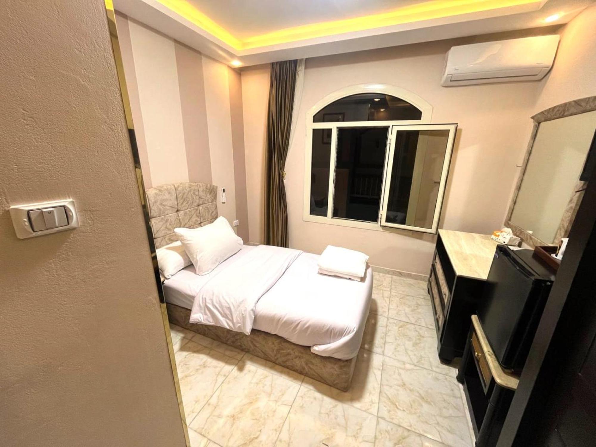 Nun Pyramids Hotel Kafret el-Gabal Zimmer foto